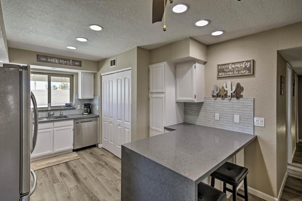 Lake Havasu Home With Pool And Mtn Views, Near Marina Lake Havasu City Dış mekan fotoğraf